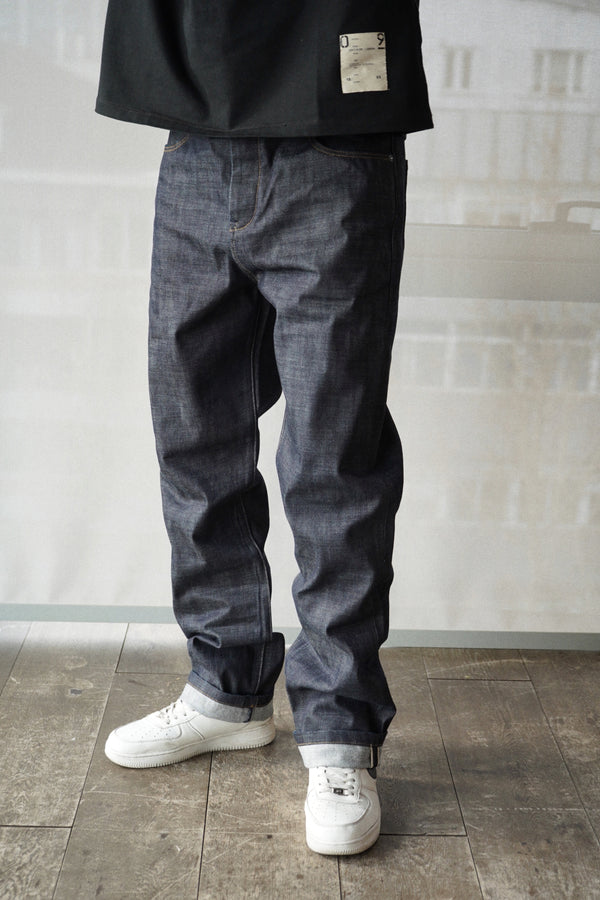 relaxed fit denim jeans with selvedge. raw unwashed